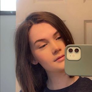 Meet your Posher, Raine